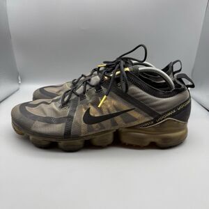 Nike Air Vapormax Shoes Mens Size 12 Black Gold AR6631-002 Running Sneakers